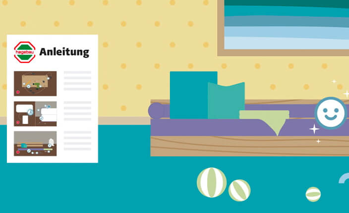 Eine schematische Darstellung zeigt ein Zimmer mit einem selbst gebauten Sofa aus Holz, das mit bunten Kissen dekoriert ist. Auf dem Teppich liegen Spielbälle und im Hintergrund ist ein Anleitungsblatt mit drei bebilderten Schritten abgebildet